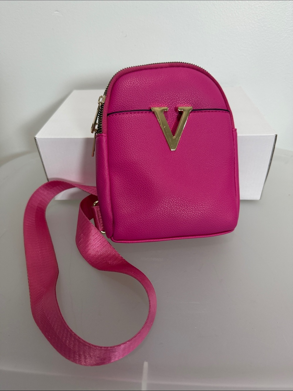 V-Emblem Pink Crossbody Bag